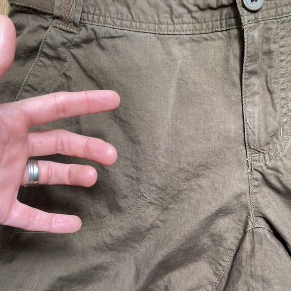 Mountain Hardwear Convertible Crop Pants Size 10 - Picture 16 of 16